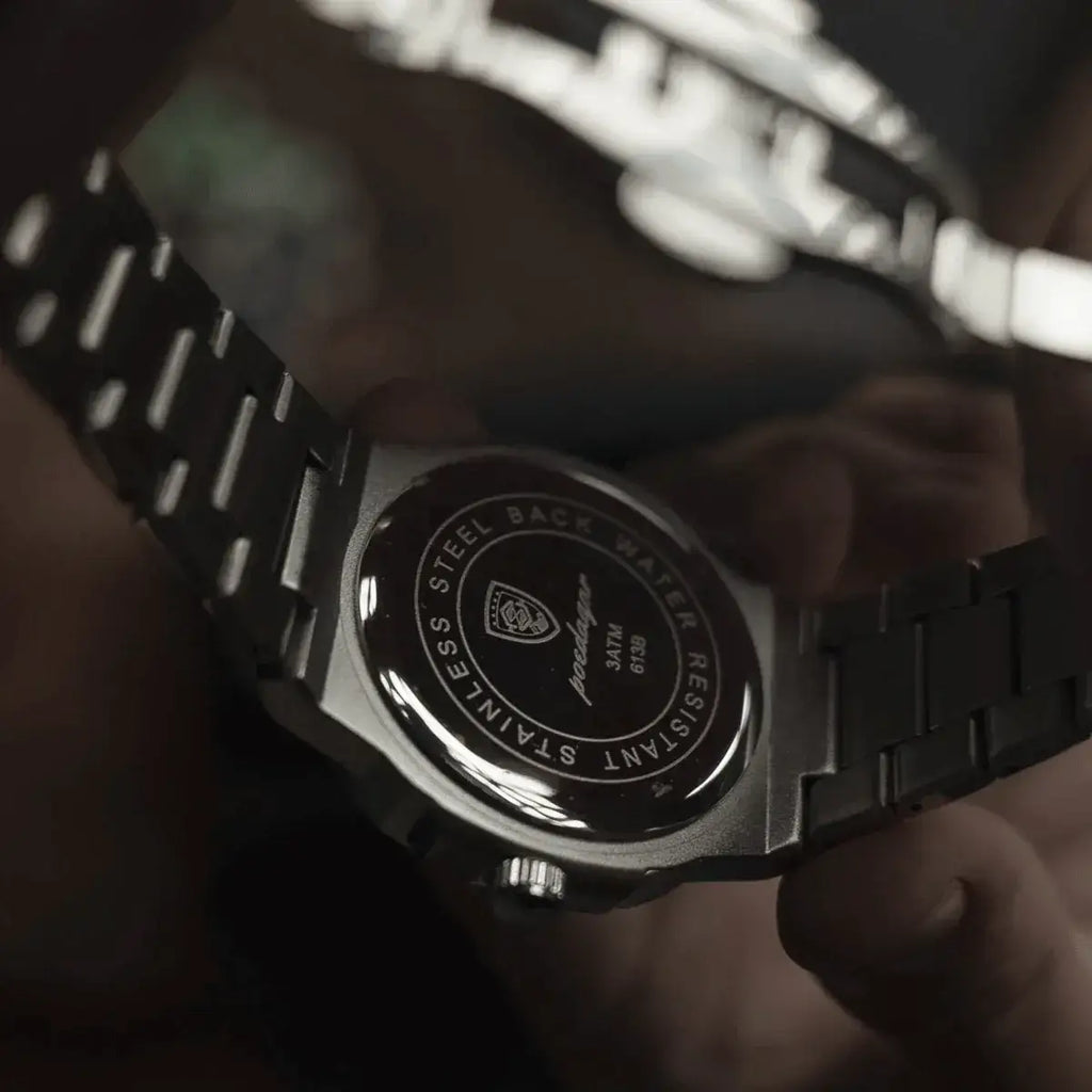 Men's Luxe Nautilus™ Watch with Complimentary Bracelet Kit – Great Deal!